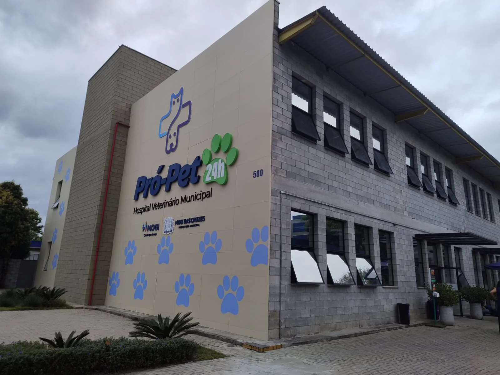 Hospital Veterinário Pró-Pet, em Mogi, enfrenta reclamações após morte de cachorra
